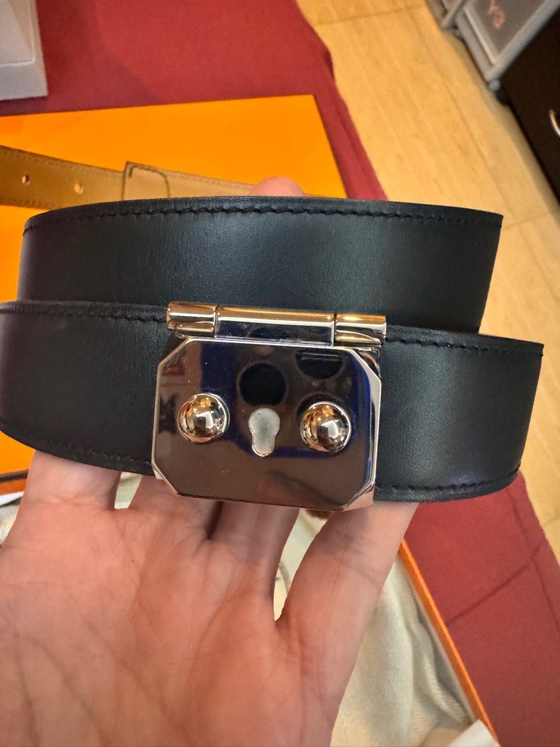 Authentic Hermes Belt (Category: Luxury Accessories) located in San Juan City. Submitted by jeni4 (Listing ID 1329285235, Image 1). Description: SUPER LAST PRICE 💯 % Authentic 80cm Black leather (brown/tan inside) Not reversible Limited edition with box and pouch.