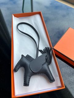 （分類：）位於 。 由 gelloves 提交（商品編號 1329118610，圖片 1）。簡介： 。