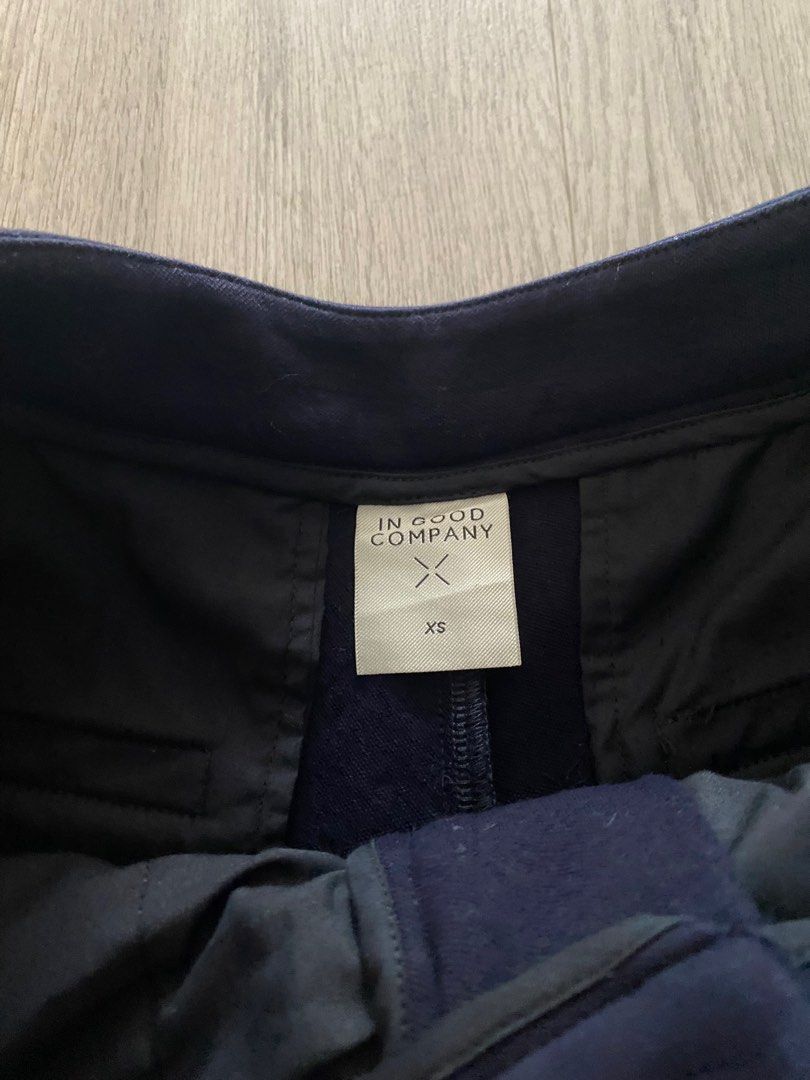 In Good Company IGC navy blue crop pants (Category: Other Bottoms) located in Singapore. Submitted by chicgirlfriend (Listing ID 1329163389, Image 3). Description: Washed by never worn. Material is structured and thicker..