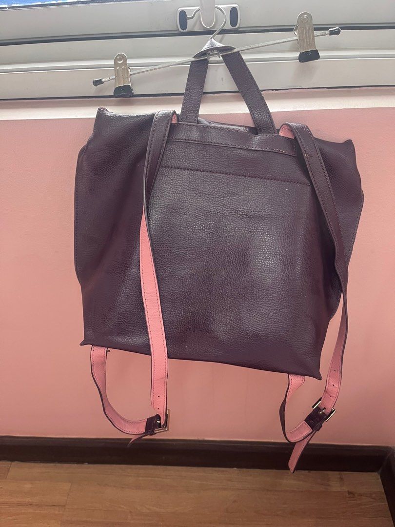 Kate Spade Backpack (Category: Luxury Bags & Wallets) located in Taguig. Submitted by imgthrift (Listing ID 1329163313, Image 3). Description: Needs cleaning See photos for flaws.