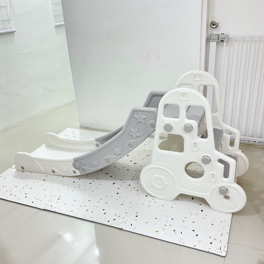 [OnHand] Kids Indoor Slide (Category: Infant Playtime) located in Batangas. Submitted by shylalorraine (Listing ID 1329231440, Image 1). Description: IMPORTANT: Shipping 1-2 days after payment confirmation and packing of item(s). Please understand we are hands-on parents and we struggle to balance work during weekdays while also taking care of our child. 🙏🏻 ———— Brand: Slide is from BYJ Toys RFS: Decluttering. We need space :( Original price bo