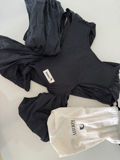 (Category: ) located in . Submitted by AMS_wardrobe (Listing ID 1329133198, Image 1). Description: .