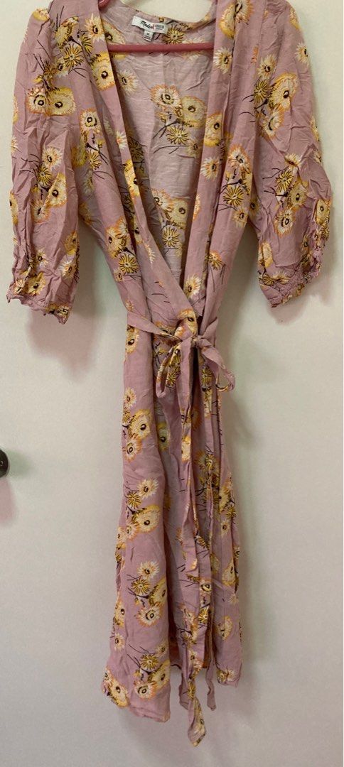Madewell Pink Floral Linen Wrap Dress, Women's Fashion, Dresses & Sets, Dresses on Carousell Madewell Pink Floral Linen Wrap Dress, Women's Fashion, Dresses & Sets, Dresses on Carousell