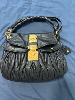 (Category: ) located in . Submitted by geneo (Listing ID 1329126467, Image 1). Description: .