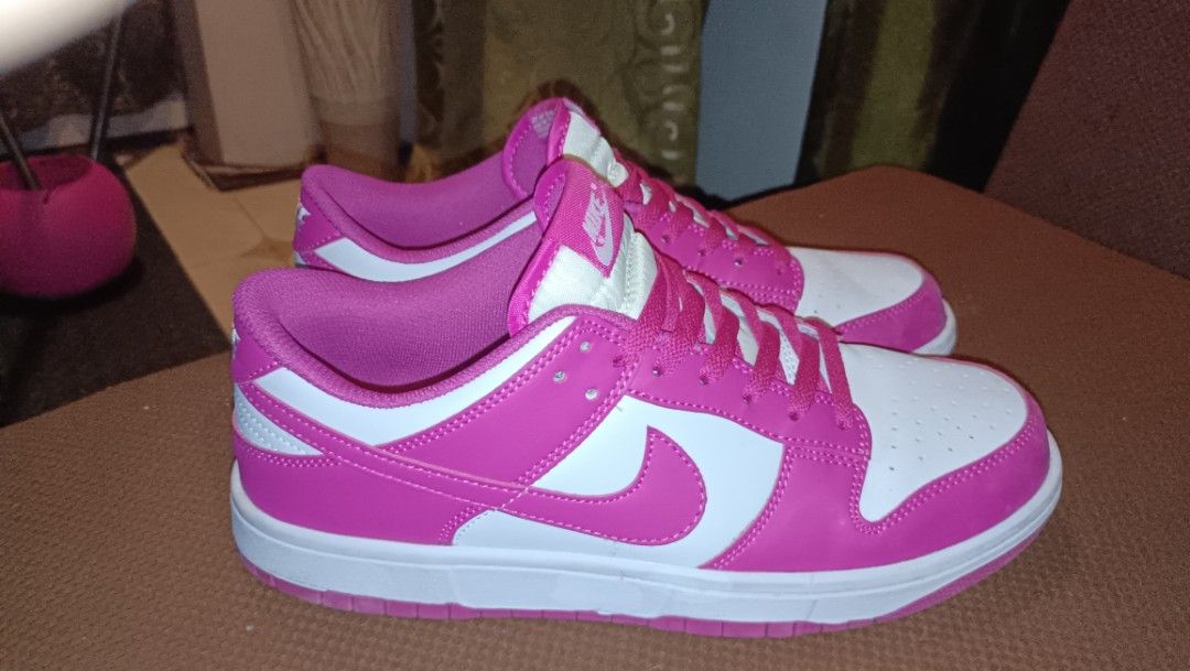 Nike dunk low retro size 9.5 mens US (Category: Sneakers) located in Manila. Submitted by fasyonada (Listing ID 1329279317, Image 3). Description: nike pink shoes bought for 2 k plus now selling low size 9.5 US mens with box.