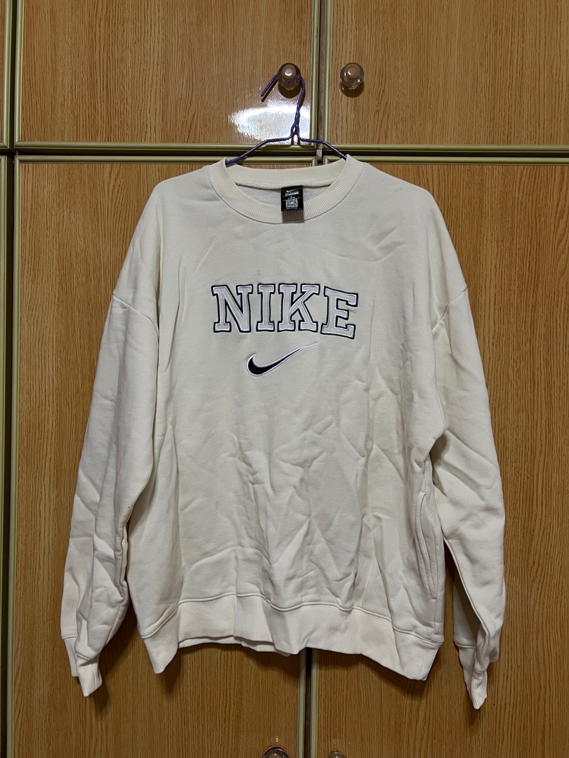 nike vintage sweater white