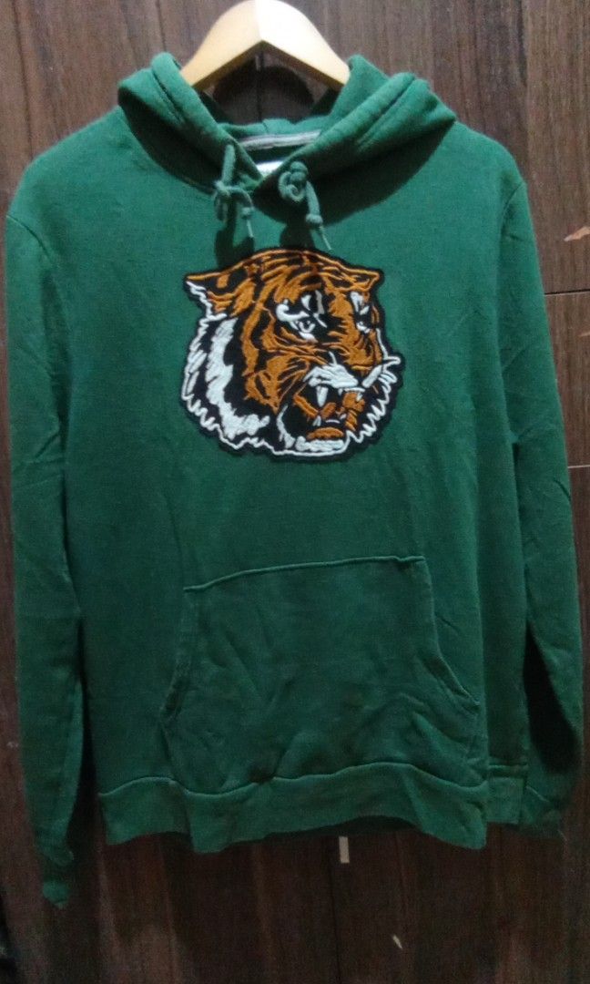 Old Navy Tiger Hoodie Jacket Men s Fashion Coats Jackets and Outerwear on Carousell