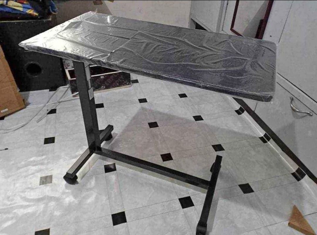 Over bed table (Category: Medical Supplies & Tools) located in Manila. Submitted by rheatapdas75609 (Listing ID 1329247282, Image 2). Description: .
