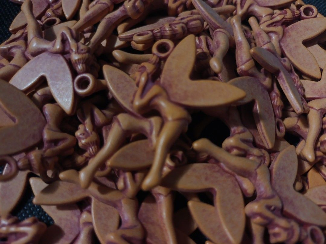 Per bundle 500grams Resin Wooden Keychain Different Designs (Category: Everything Else Others) located in Manila. Submitted by vampirelegacy101 (Listing ID 1329268388, Image 3). Description: ■We humbly offer this keychain about 2 inches and 1 inch in sizes.. ■Sold per bundle ■ Bulk orders are very much welcomed and comes with a generous discounts ■ Great for give aways, freebies and for simple gift ■Drop us a message we do have COD option👌 ■ Hap