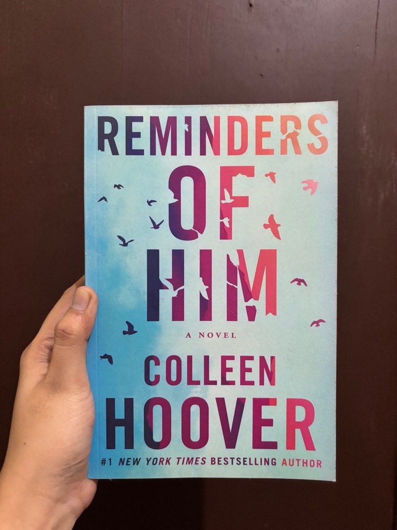 PRELOVED BOOKS (Category: Storybooks) located in Manila. Submitted by decluttaro (Listing ID 1329180958, Image 3). Description: Colleen Hoover books - 500 each The Love Hypothesis - 450 Darker and Everyday - 300 RFS: Decluttering Condition: All books are like new, no flaws, some covered with plastic Chat for more photos. Price negotiable if you will get 2 or more! .