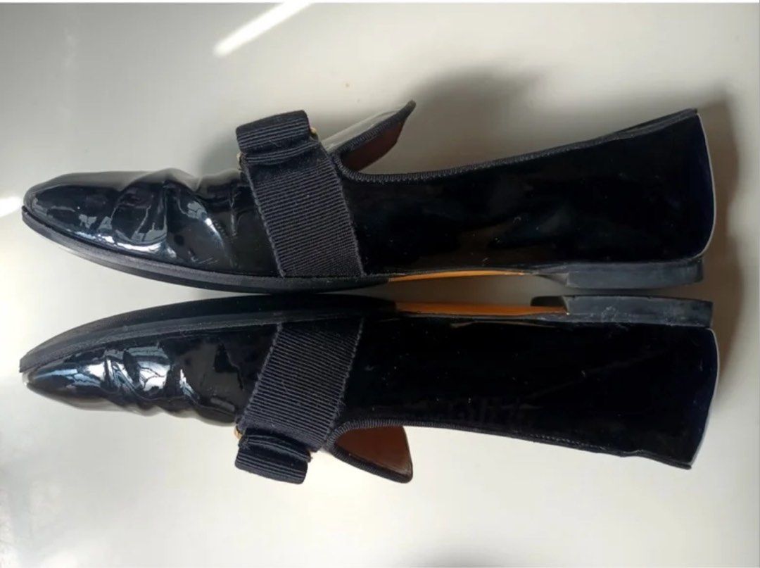 Ferragamo ss2 hotsell