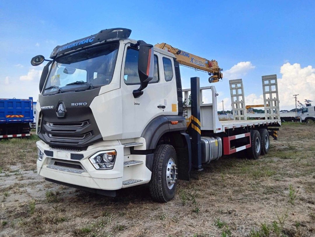 SINOTRUK NX 6*4 self-loading truck with boom 5 tons (Category: Construction Tools & Equipment) located in Taguig. Submitted by eb989 (Listing ID 1329285337, Image 1). Description: SINOTRUK NX 6*4 self-loading truck with boom 5 tons Unused RFS: parked, not utilized located in Calasiao, Pangasinan.