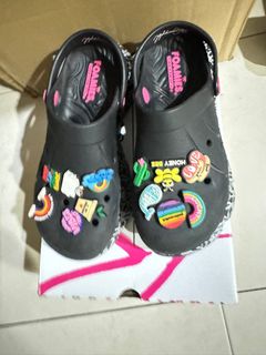(Category: ) located in . Submitted by manjalong2479 (Listing ID 1329167687, Image 1). Description: .