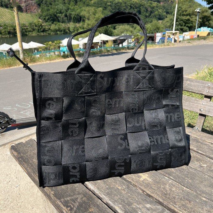 Supreme Tote Bag 24ss Black　美品 Supreme Tote Bag 24ss Black 美品 Supreme Tote Bag 24ss Black 美品