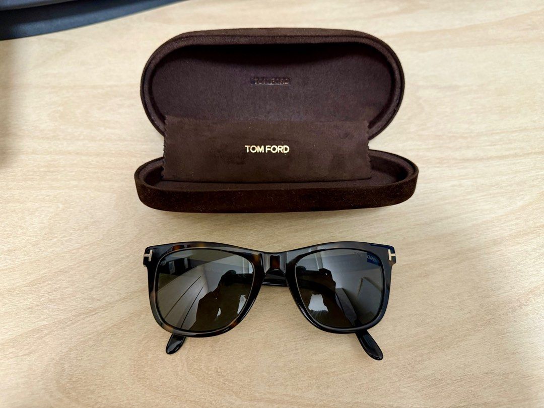 Tom Ford Eyewear Sunglasses 99 New Leo TF336 56R Polarized Tortoise Square Plastic Sunglasses