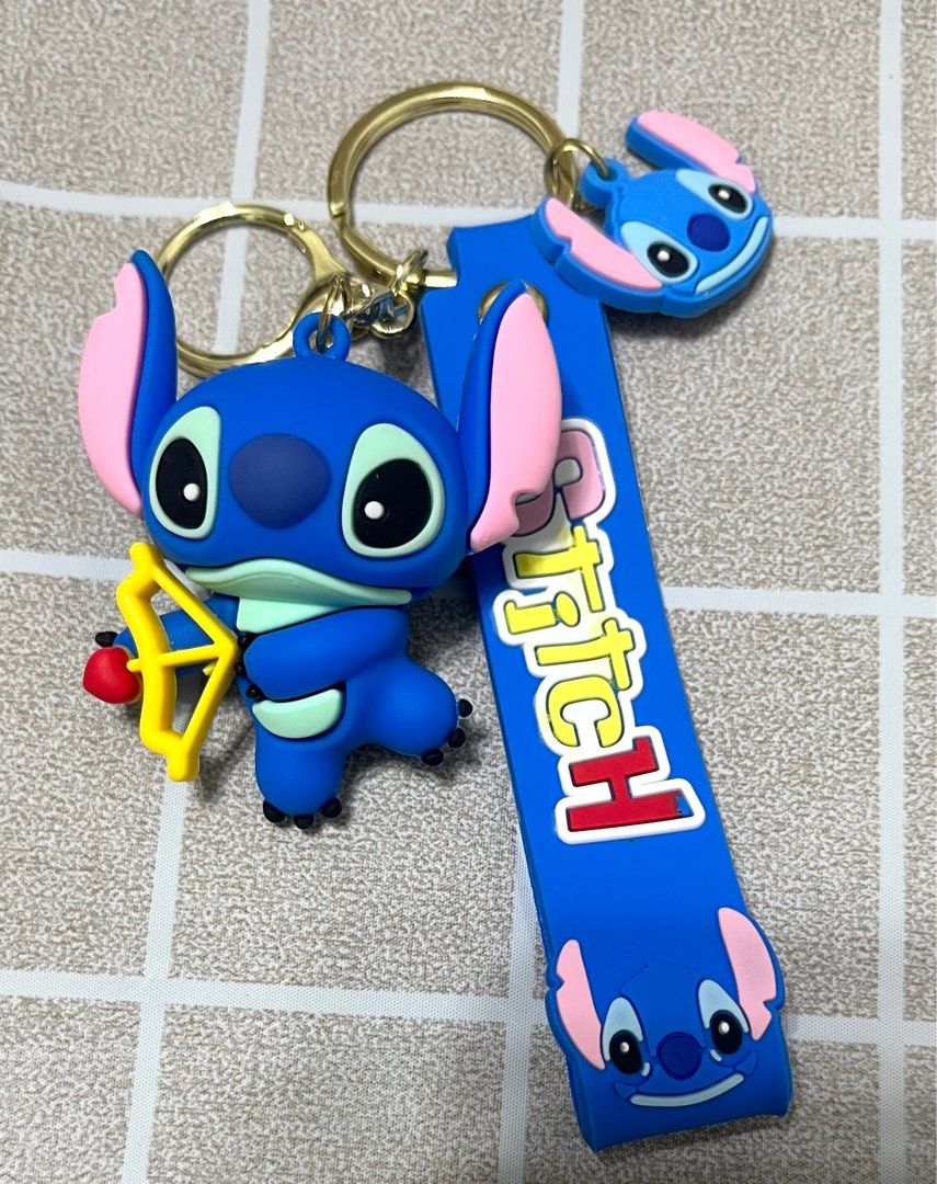 史迪奇-偽裝邱比特💘公仔吊飾, 書籍、休閒與玩具, 玩具、公仔、桌遊在旋轉拍賣