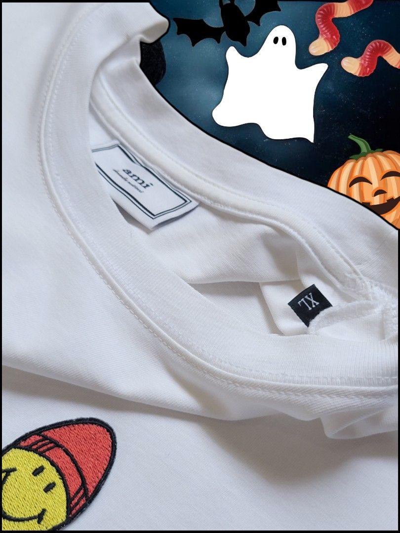 AMI × smiley (Category: Luxury Apparel) located in General Santos City (Dadiangas). Submitted by hoverfinds (Listing ID 1329298313, Image 3). Description: dimes 20.5"×28.5" color rate 9.7/10 Php 899shipped jnt There is some wear and tear. Please consider this before purchasing..