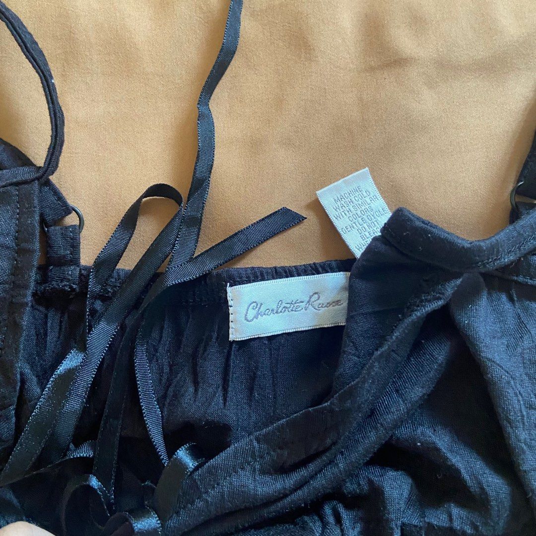 Black Corset Cami Lace Top (Category: Sleeveless) located in Quezon City. Submitted by cmsupreloved (Listing ID 1329325897, Image 3). Description: .