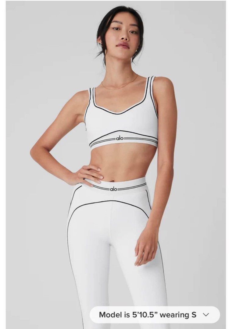 BNWT | Alo Heart throb set | White : Medium | Green : Small (Category: Activewear) located in Quezon City. Submitted by flourency (Listing ID 1329384855, Image 1). Description: BNWT | Sold as a set only. 6,500 each set. White - Small | Green - Medium Location: Rockwell / Katipunan .
