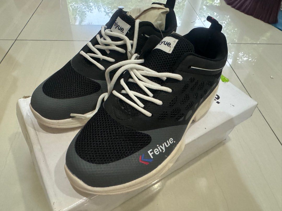 Feiyue running online