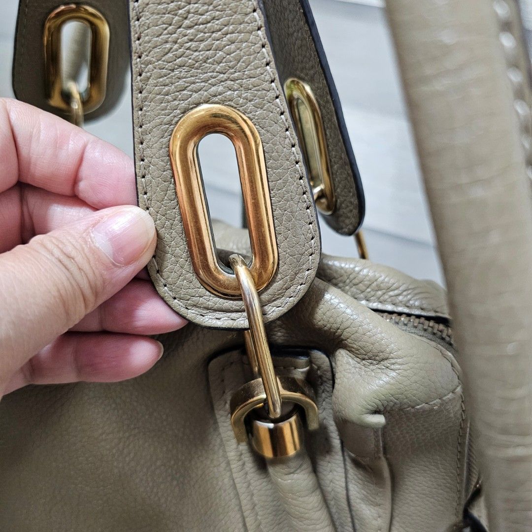 Chloe Paraty two way bag (Category: Luxury Bags & Wallets) located in Paranaque City. Submitted by ysabelsbag (Listing ID 1329452800, Image 3). Description: Authentic Preloved with signs of use Genuine leather Good hardwares.