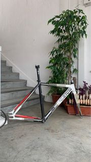 (Category: ) located in . Submitted by constant1kmh (Listing ID 1325771094, Image 1). Description: .