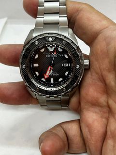 （分類：）位於 。 由 ryanleelam 提交（商品編號 1329358012，圖片 1）。簡介： 。