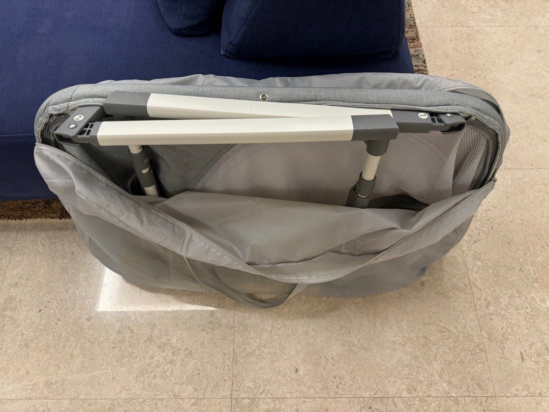 Comfy Bumpy travel bassinet