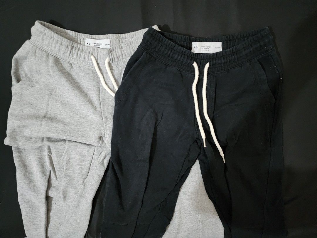 Cotton on trippy track jogger top