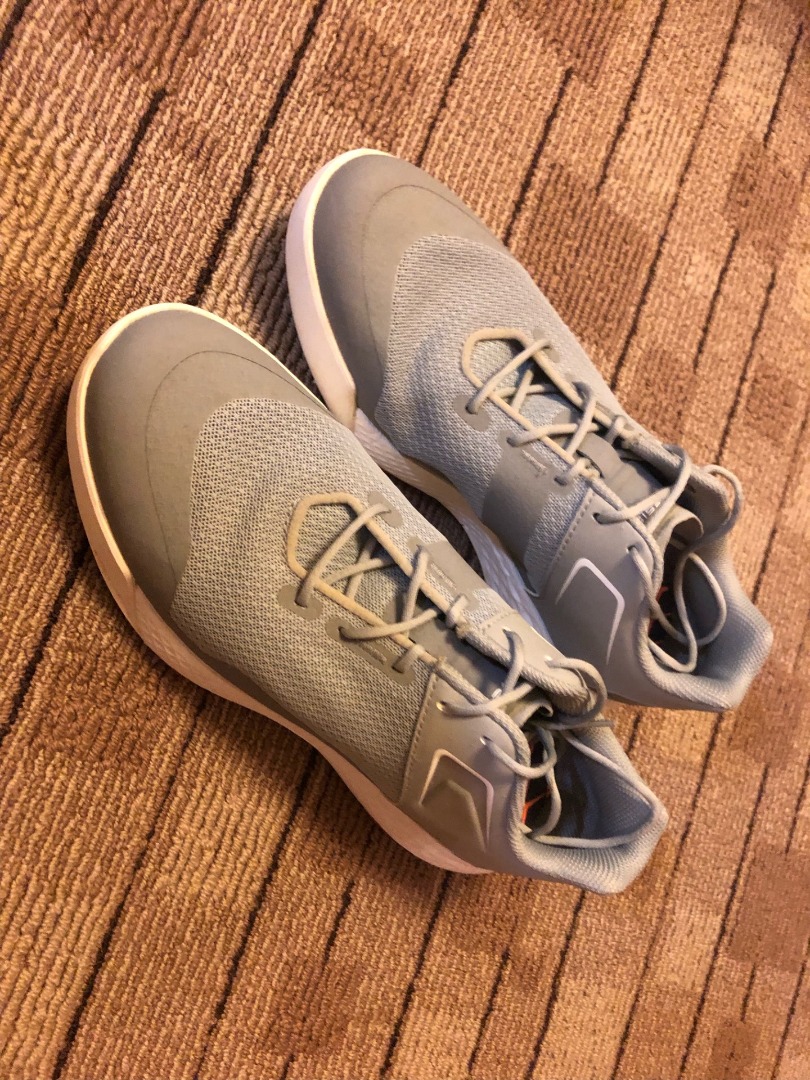 Inesis golf shoes discount