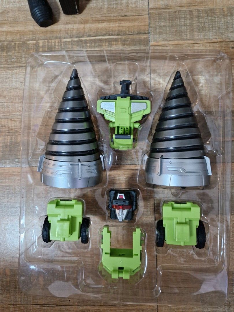 Devastator upgrade kit V1 (Category: Action & Battle Toys) located in Quezon City. Submitted by jzara2002 (Listing ID 1329385423, Image 1). Description: Devastator upgrade kit V1.