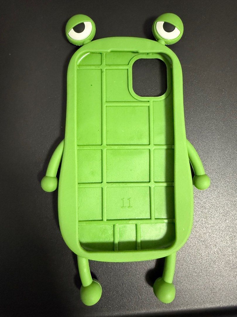 Frog phone case (Hidden Love) for iPhone 11, Mobile Phones