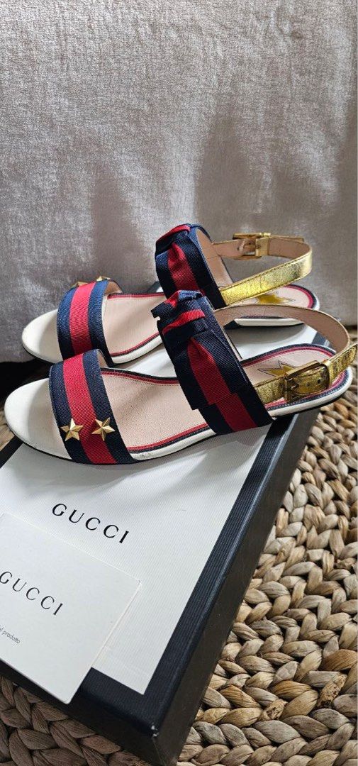 Gucci flip flops red white blue hotsell