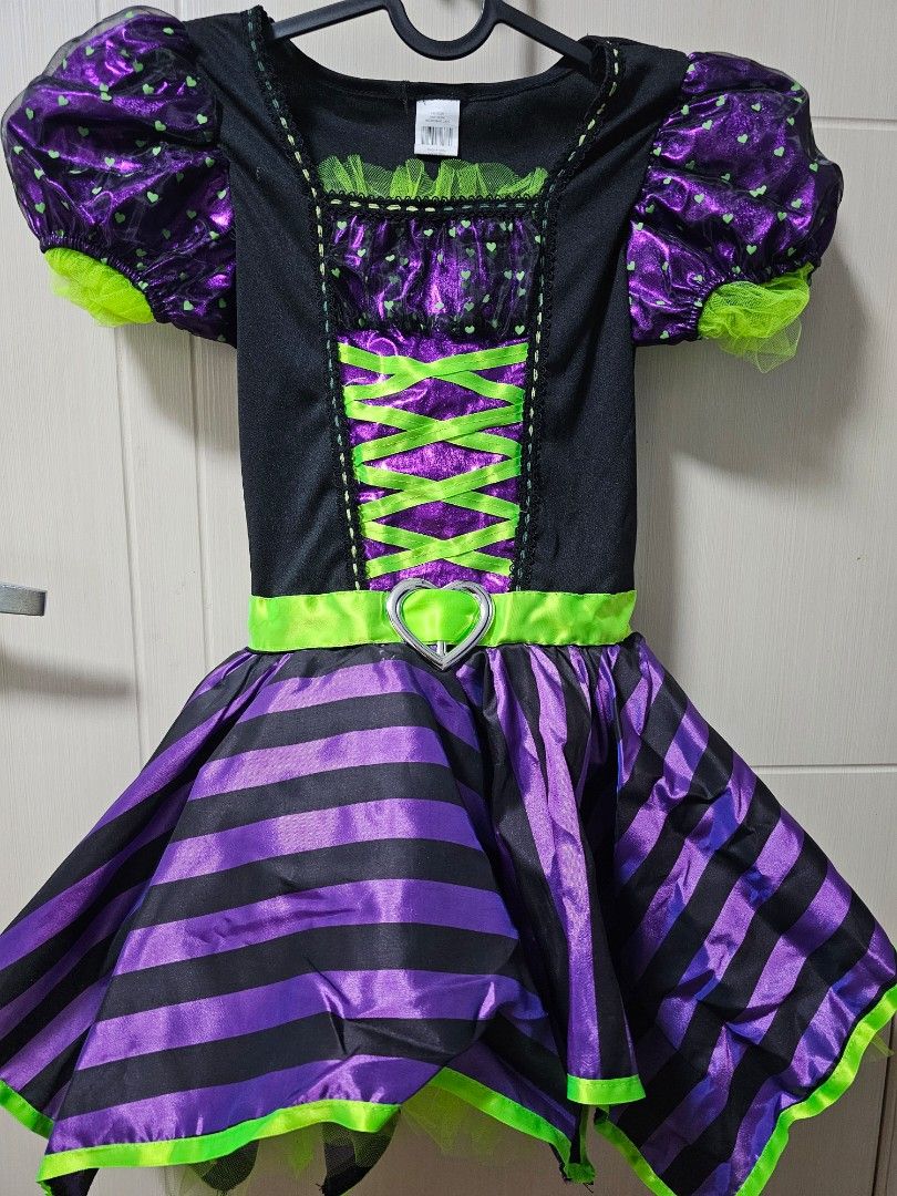 Halloween costume (Category: Babies & Kids Fashion) located in Mandaluyong City. Submitted by blueberrypatch (Listing ID 1329336223, Image 2). Description: good as new. opened tried on but not use. bought from Walmart. measurement on the picture.