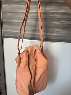 （分類：）位於 。 由 kakakattttt 提交（商品編號 1329289681，圖片 1）。簡介： 。