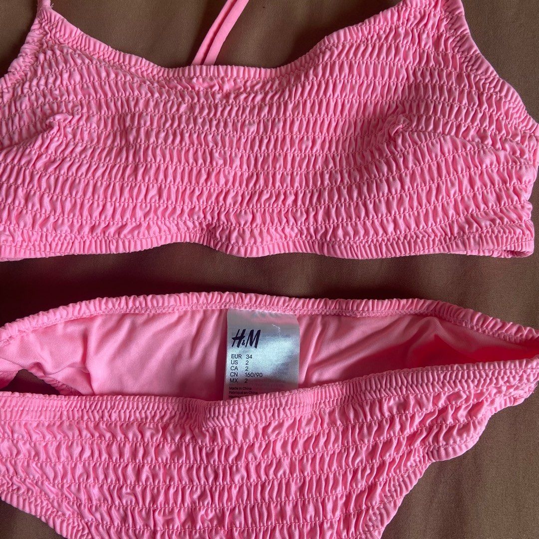 H&M Pink Swimsuit (Category: Bikinis & Swimsuits) located in Quezon City. Submitted by cmsupreloved (Listing ID 1329319551, Image 2). Description: fits XS-S.