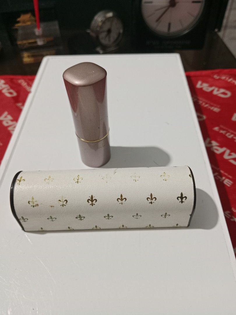 Lipstick case made in Italy and Elixir lipstick (Category: Makeup) located in Tabaco. Submitted by fritznicoleshoppe (Listing ID 1329408536, Image 1). Description: bundle sale: lipstick case made in Italy and Elixir lipstick. selling as is po.