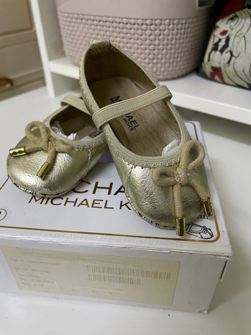 Mk ballerina shoes top