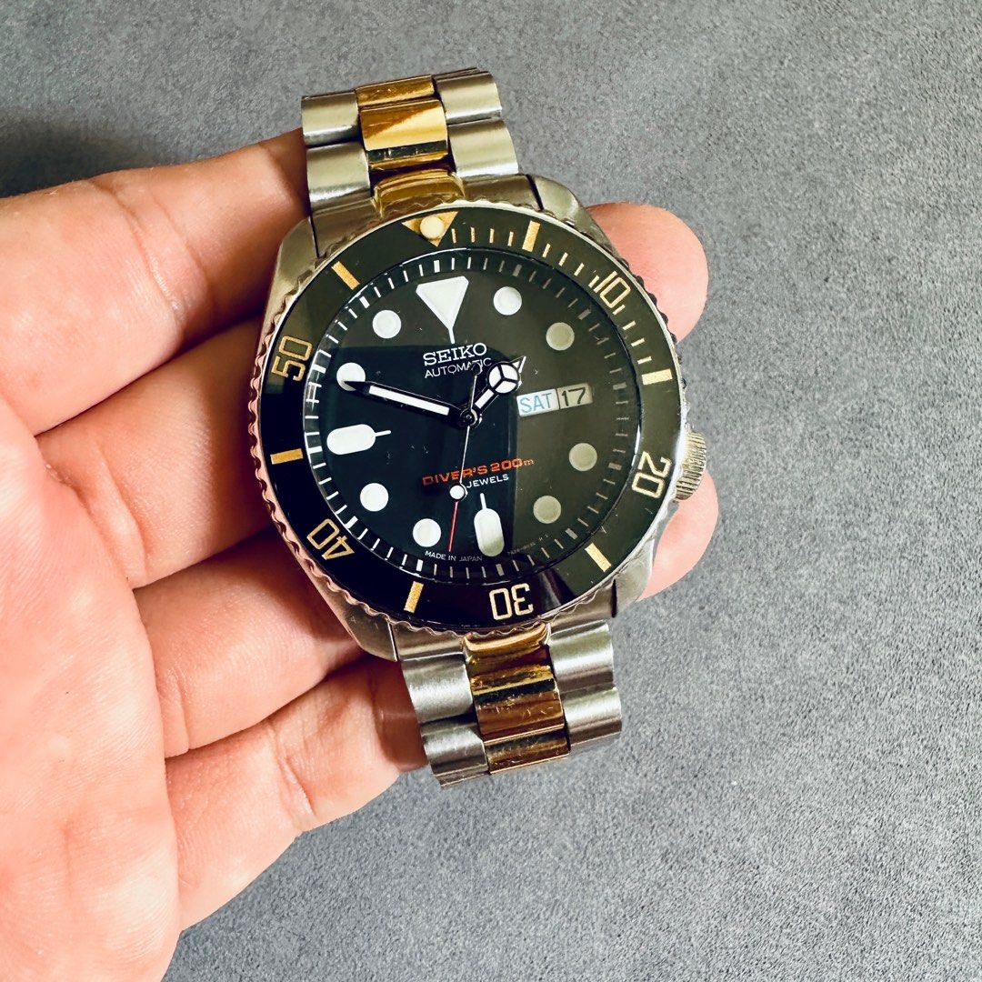 Modded Seiko SKX007 Red Star Mechanical ST5 Luxury Watches on Carousell