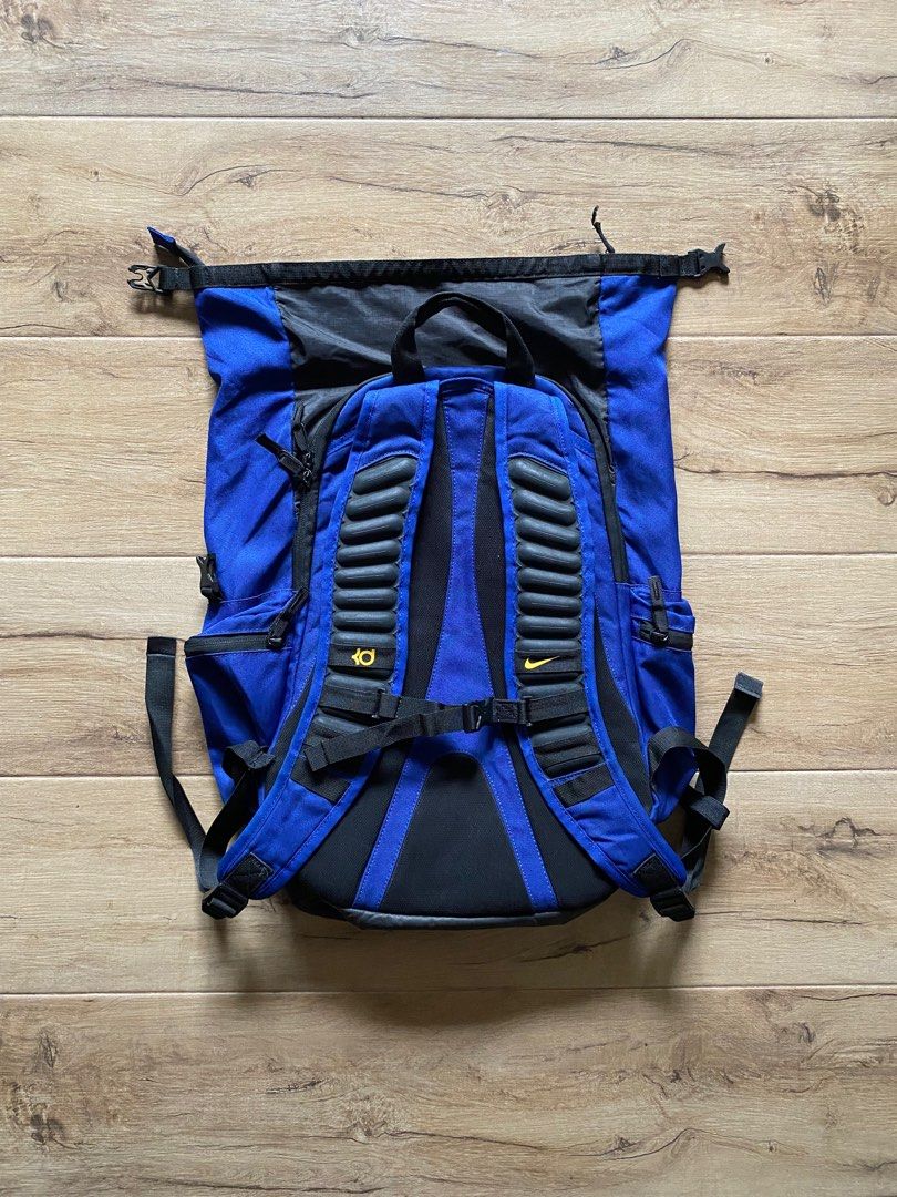 Nike trey 5 backpack top