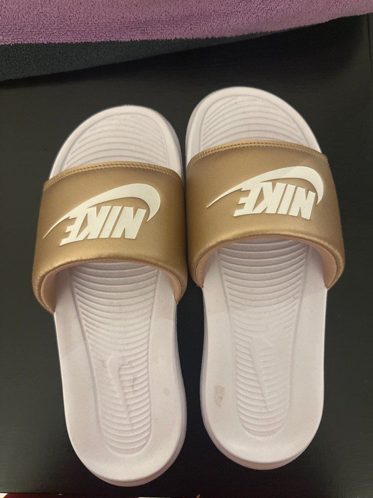 Nike slippers white gold original Women s Fashion Footwear Flipflops and Slides on Carousell