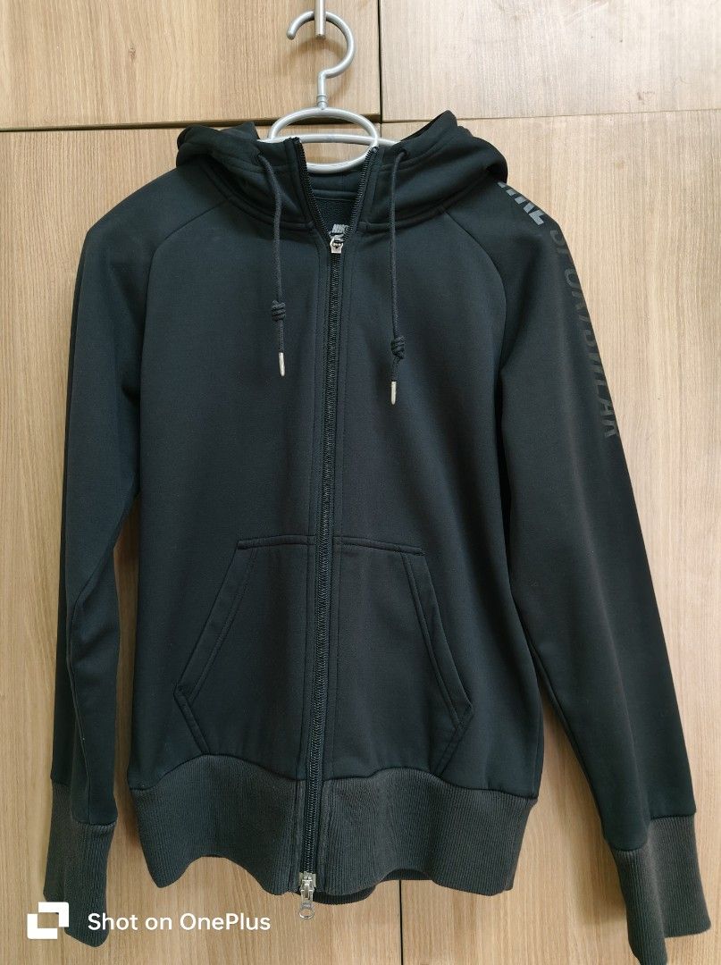 Nike Womens Full Zip Hoodie Jacket (Category: Coats, Jackets and Outerwear) located in Quezon City. Submitted by ericboyg (Listing ID 1329309022, Image 1). Description: Almost new, worn only once. Medium size for Women RFS : Not fit.