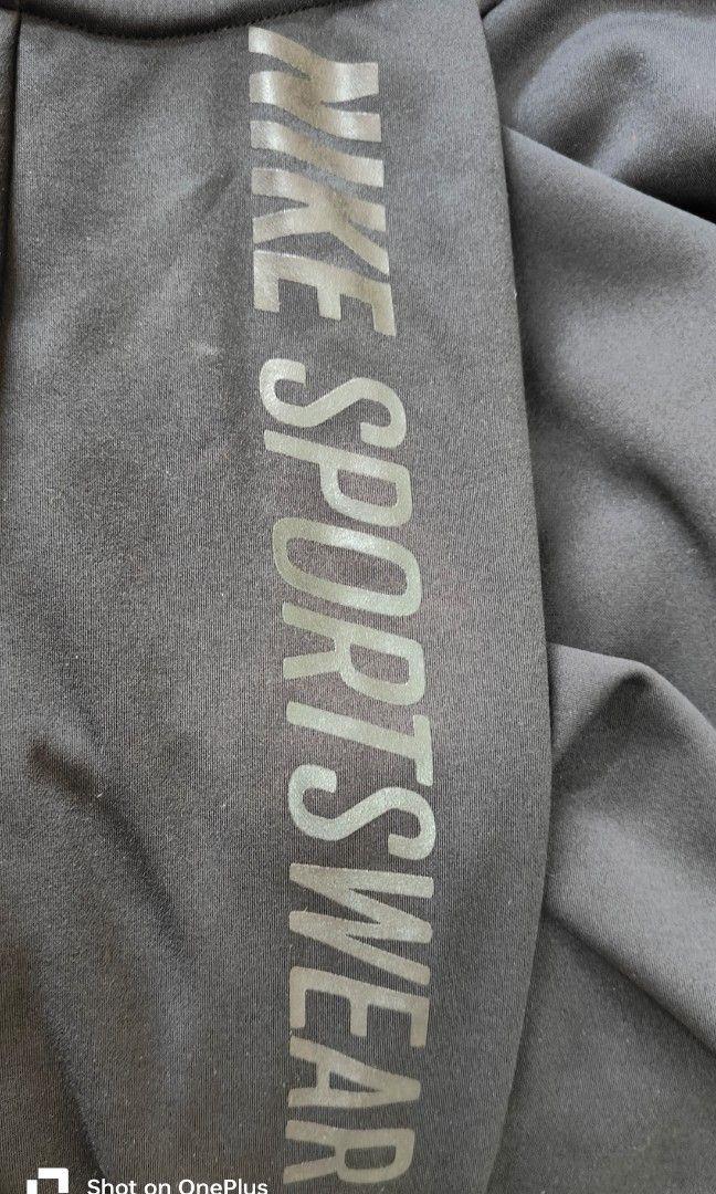Nike Womens Full Zip Hoodie Jacket (Category: Coats, Jackets and Outerwear) located in Quezon City. Submitted by ericboyg (Listing ID 1329309022, Image 3). Description: Almost new, worn only once. Medium size for Women RFS : Not fit.