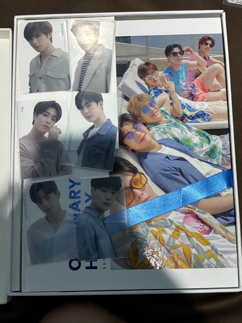 ASTRO 写真集 ORDINARY HOLIDAY 新品 ASTRO - ORDINARY HOLIDAY (Photo Book) - interAsia