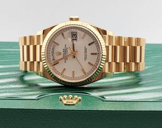 (Category: ) located in . Submitted by luxurybanque (Listing ID 1329441915, Image 1). Description: .