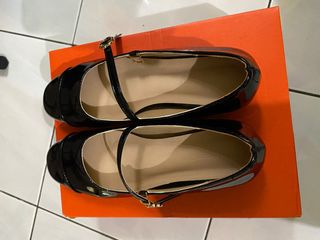 (Category: ) located in . Submitted by nurulasifa123 (Listing ID 1329335409, Image 1). Description: .