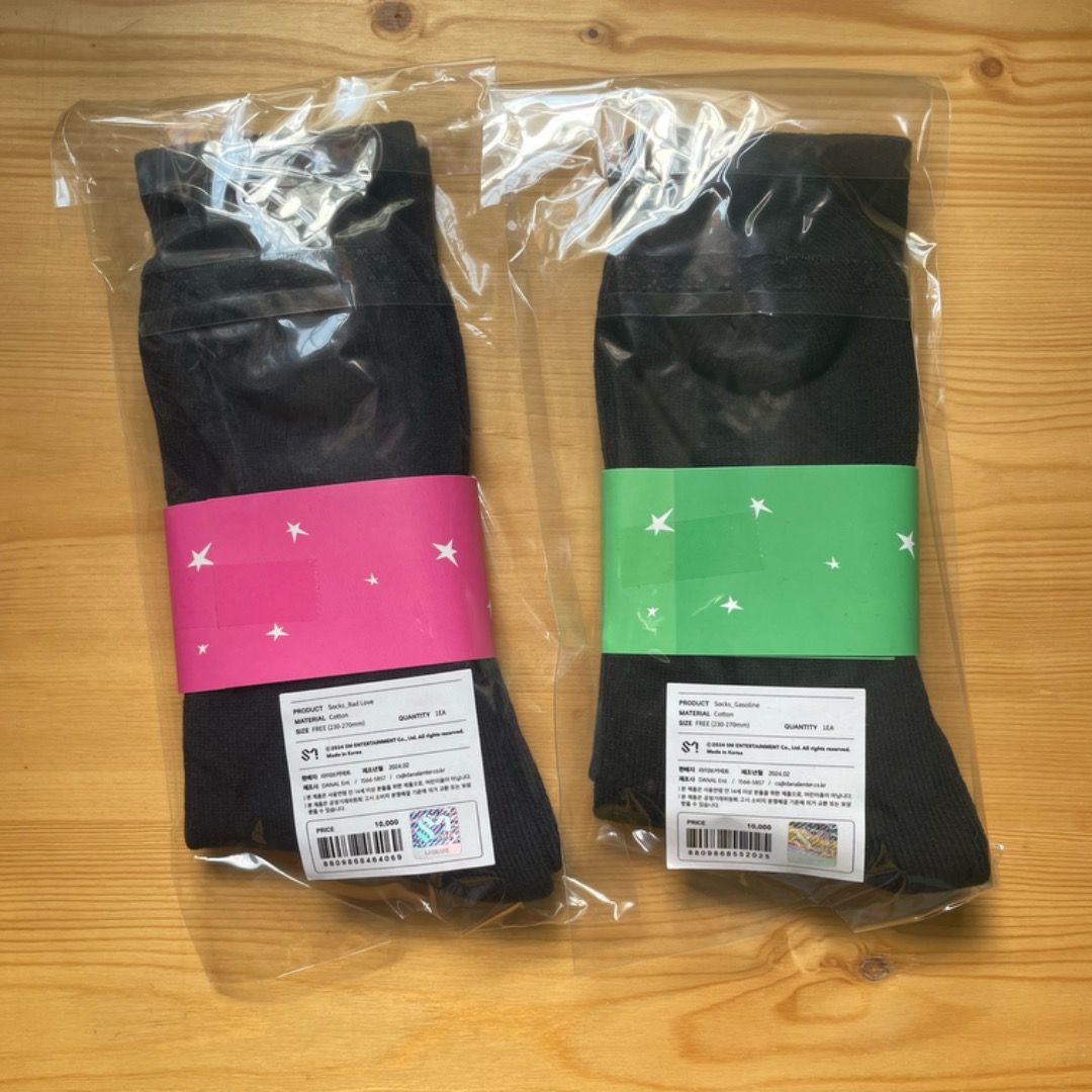 SHINee KEY Mr. Freak's Lab : Sweet Escape Socks 襪 MD merch 周邊, 興趣及遊戲 ...