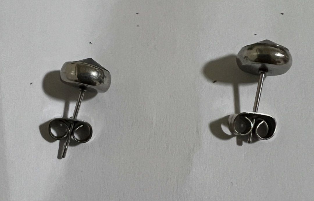 Stainless Steel Stud Earrings for Men - 1 pair (Category: Jewelry) located in Manila. Submitted by berniebones (Listing ID 1329297784, Image 3). Description: Stainless Steel Stud Earrings for Men 1 pair Bought in SM Type: Studs Color: Black, Silver Shape: Circle Size: Standard (small) Issue: None RFS: Not being used anymore. Location: Sampaloc, Manila Last price posted..