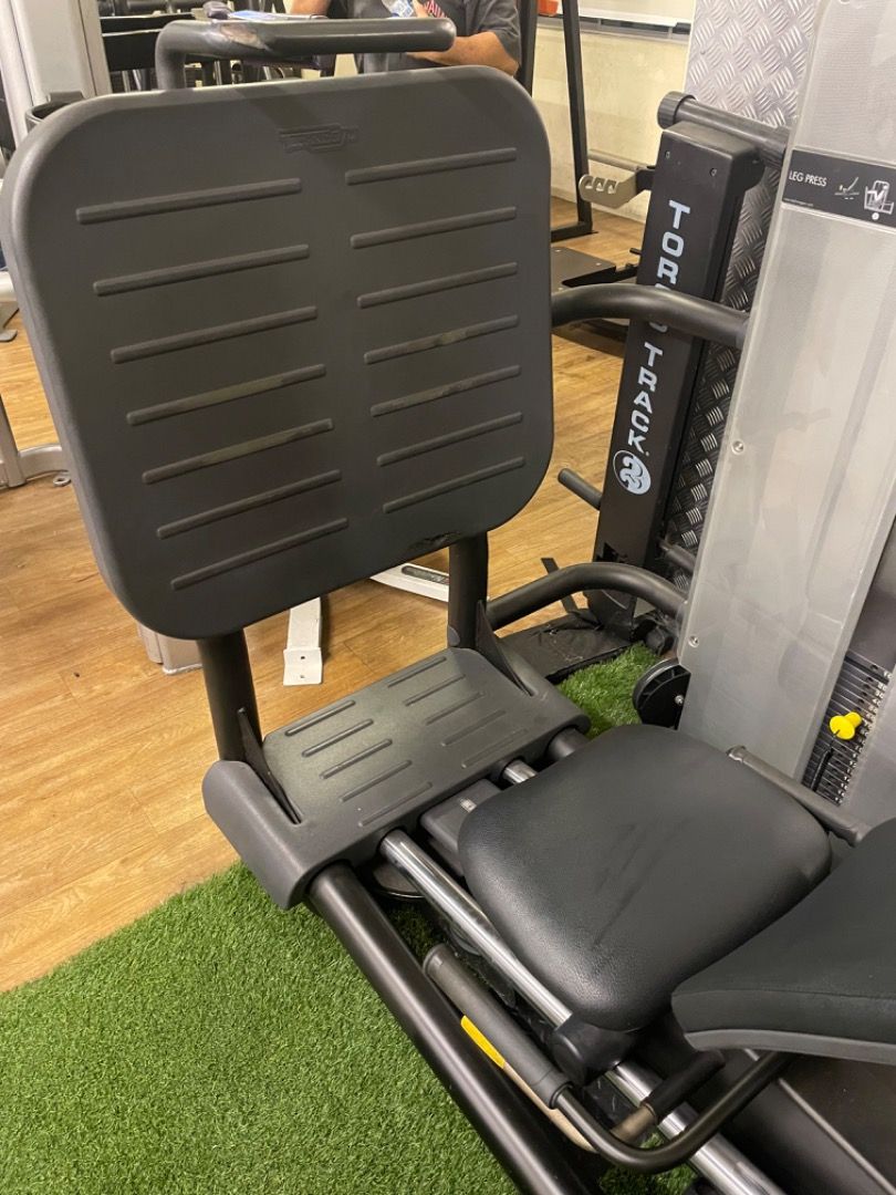 Technogym leg press sled weight top