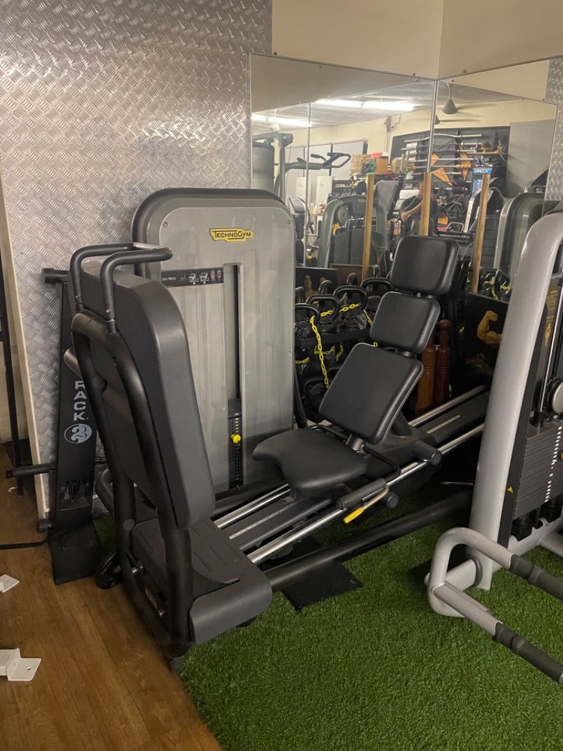Technogym leg press sled weight clearance